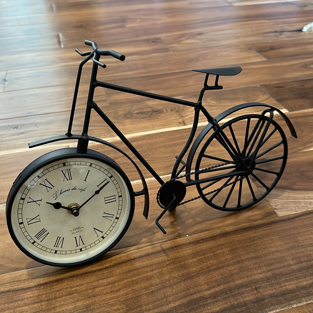 NEW Table Clock Bicycle Bike Cycling Novelty Gift Party Favors